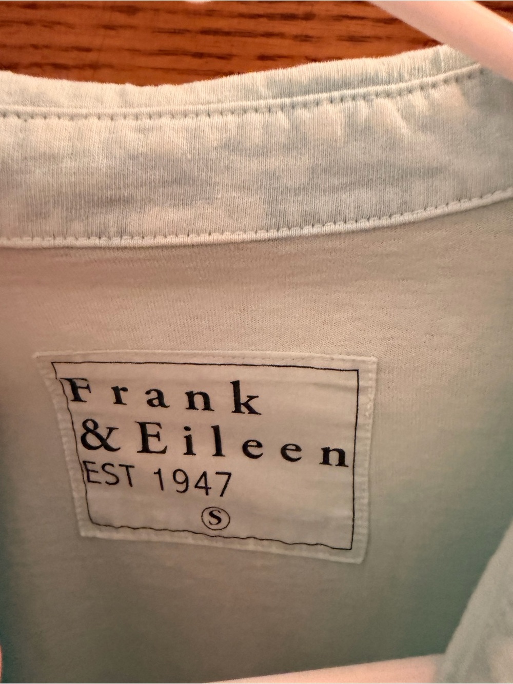 Frank & Eileen Patrick Popover Henley in Mineral Wash - Picture 6 of 9